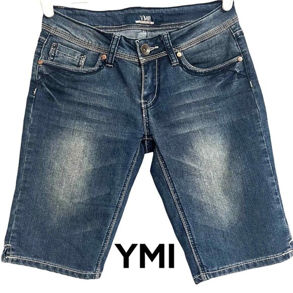 YMI Women Denim Bermuda Shorts Sz 1 (26) Flap Pockets Stretch Blue Low Rise Blue - Picture 1 of 11
